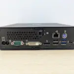 Aansluitingen op de achterkant van de Fujitsu Esprimo Q556/2