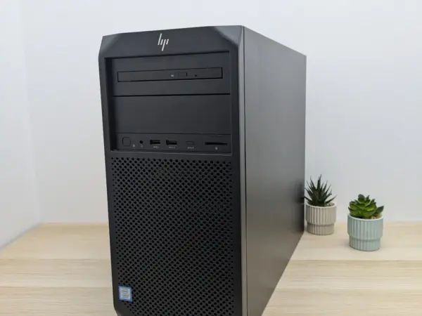 HP Z2 Tower G4 Workstation - Intel i7-8700K 6-core - 16GB / 512GB NVMe - Windows 11 Pro